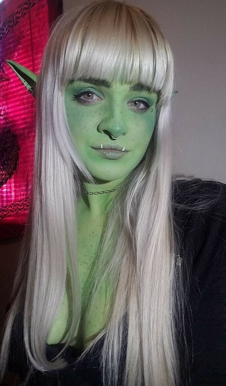 Sleeves The Goblin pornstar top gallery