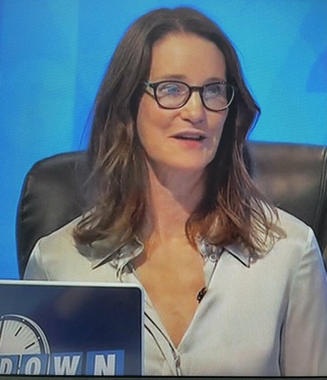 Susie Dent perfect actress img