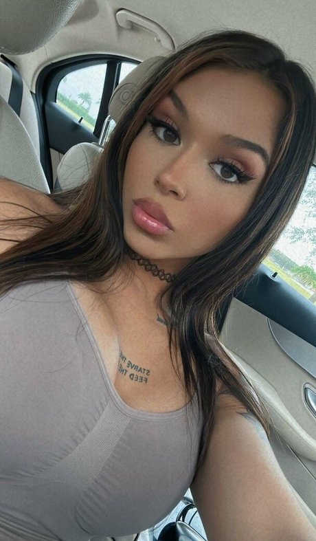 Cora Jade nice pornstar image