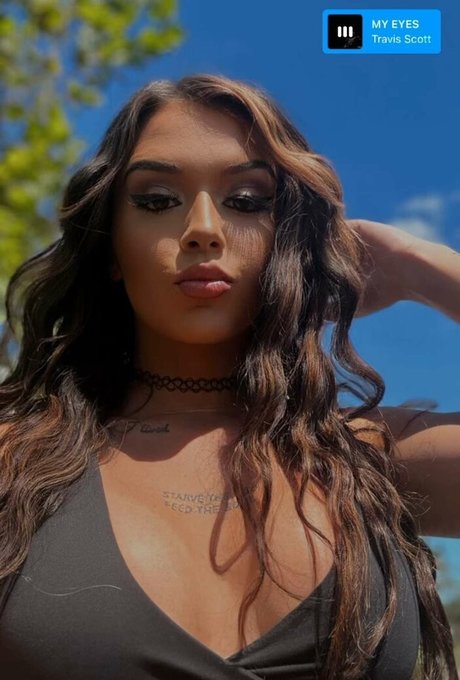 Cora Jade perfect star pic