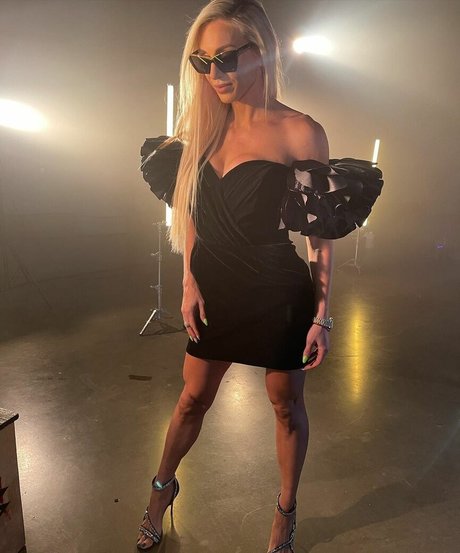 Charlotte Flair model nude images