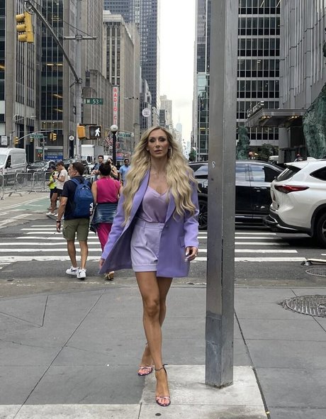 Charlotte Flair pornstar art pictures