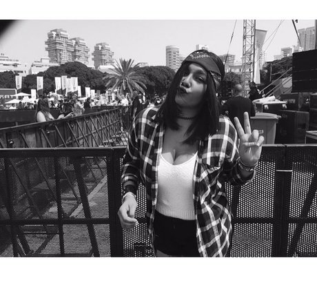 Tomer Asherian nude model archive