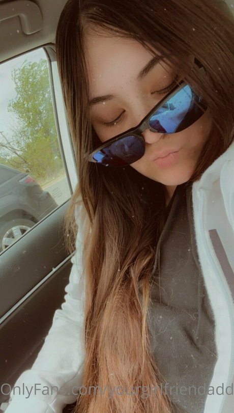 yourgirlfriendaddy star photos