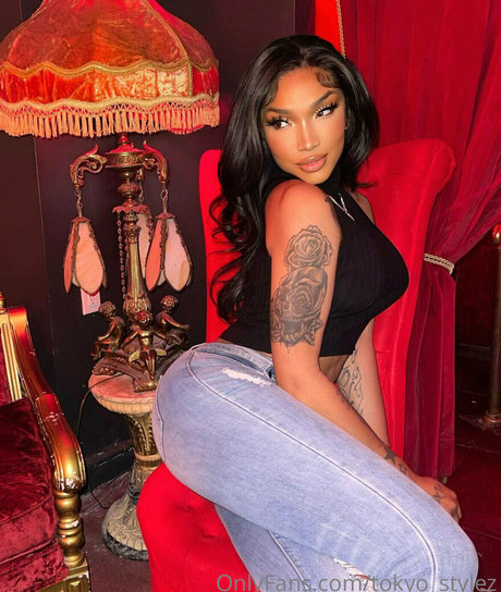 Tokyo Stylez model nice photo