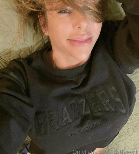 justfawxit nudes actress gallery