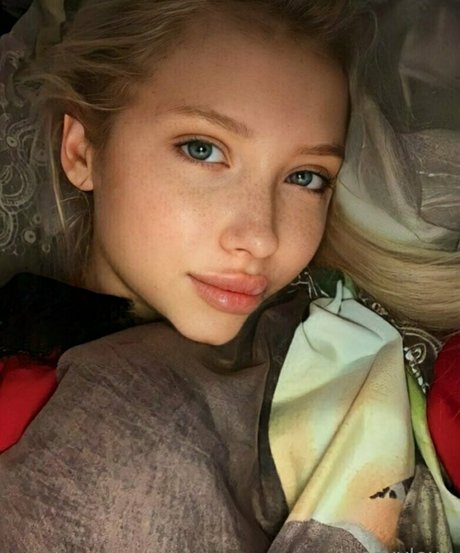 blondiesasha star nice images