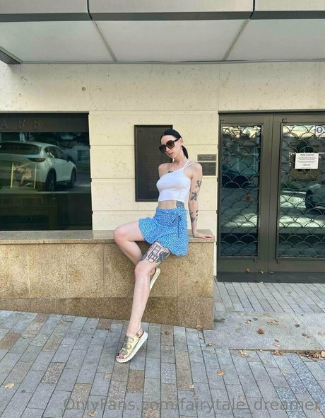 fairytale dreamer erotic actress picture