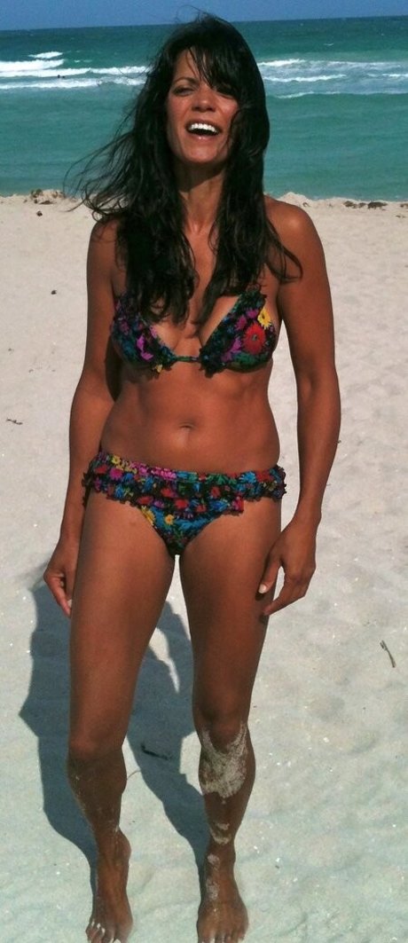 Jenny Powell Profile pic