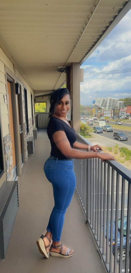 haitian babefeet star pretty img