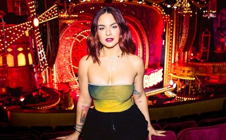 Jojo Levesque model top image