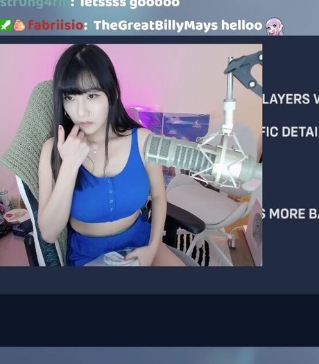 AriaSaki model erotic image