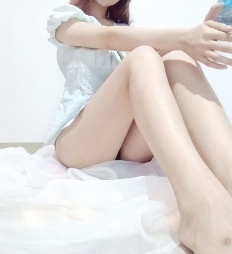 Skaye Cosplay model hot img