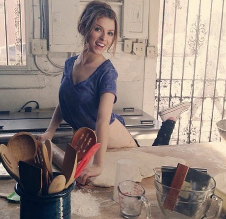 Anna Kendrick star beautiful photos