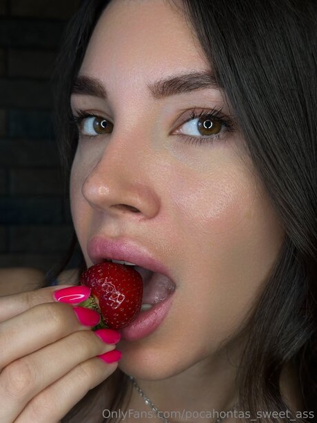 Pocahontas Sweet Ass hot actress archive