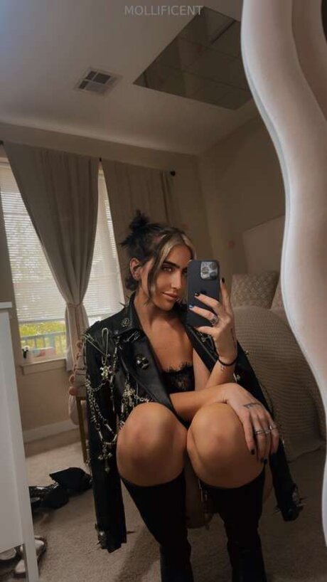 Mollificent top model gallery