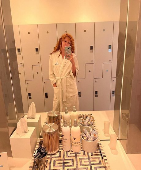 Rumer Willis perfect pornstar pic