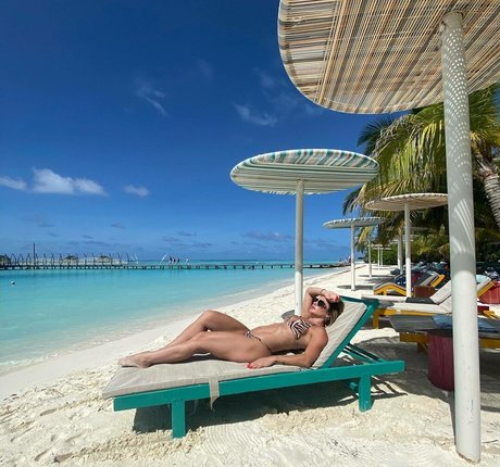 Mirella Santos model best archive