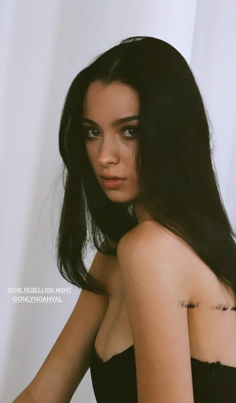 Mishka Chantal Silva pretty model photo