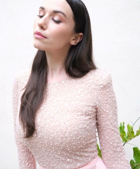 Grace Caroline Currey art model gallery