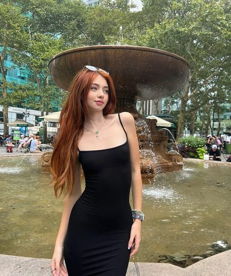 Sicily Rose beautiful star galleries