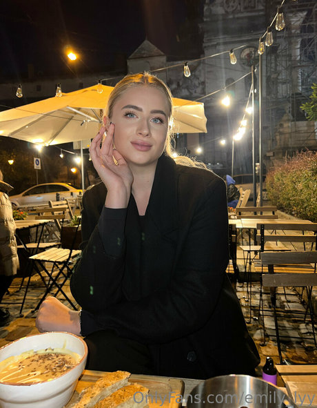 emily lyy pornstar top images