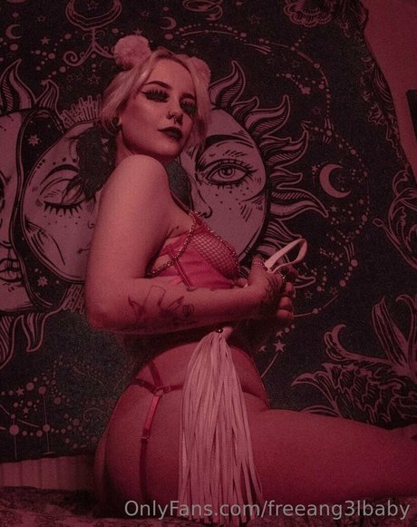 freeang3lbaby erotic pornstar photo