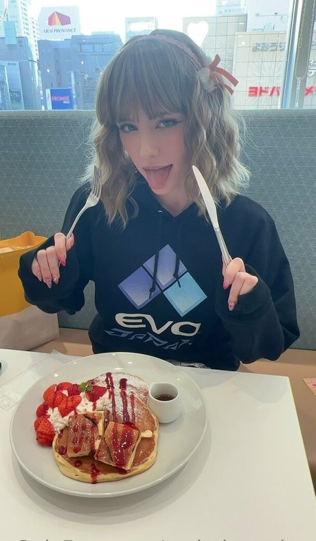 melodymarksx naked model archive