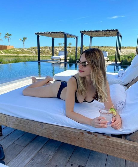 Halston Sage sex pornstar pictures