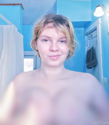 lyrictiana high quality pornstar photos