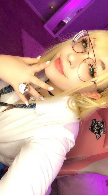 Junkenstein pornographic actress photo