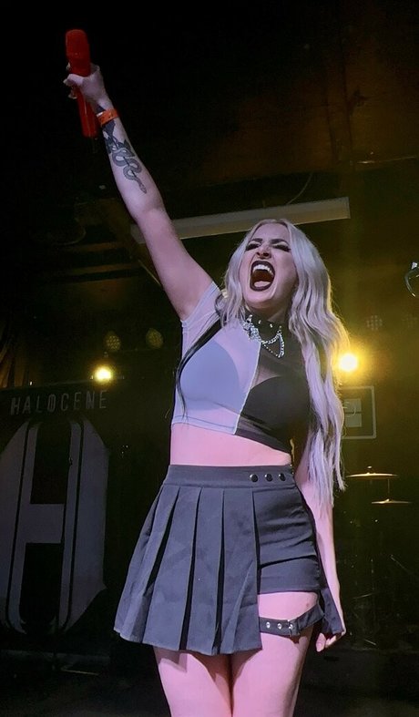 Addie Nicole Amick nudes star photos