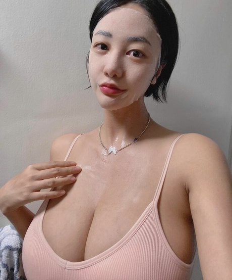 Tashay0ung free actress photos