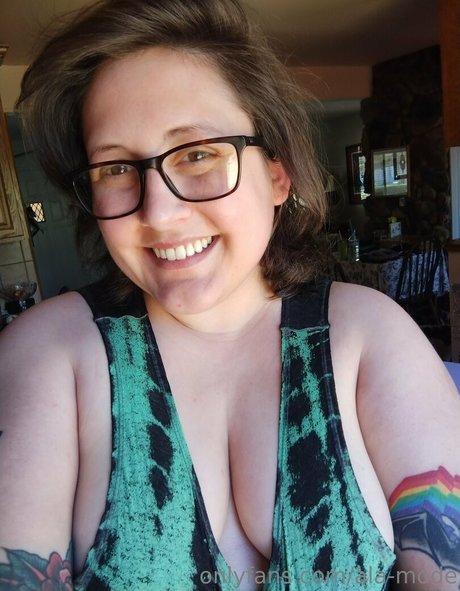 ala mode hot model gallery