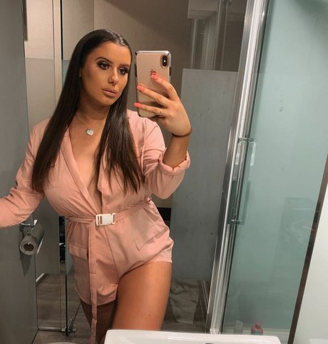 Rachel Murphy art model pic