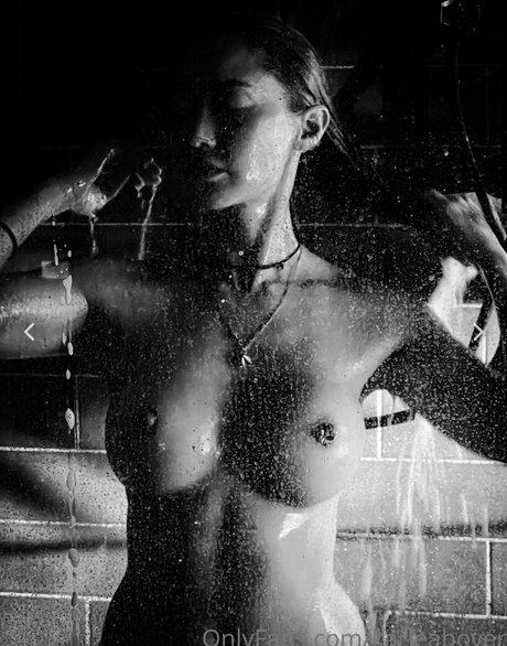 Karlea Boyer star sex photo