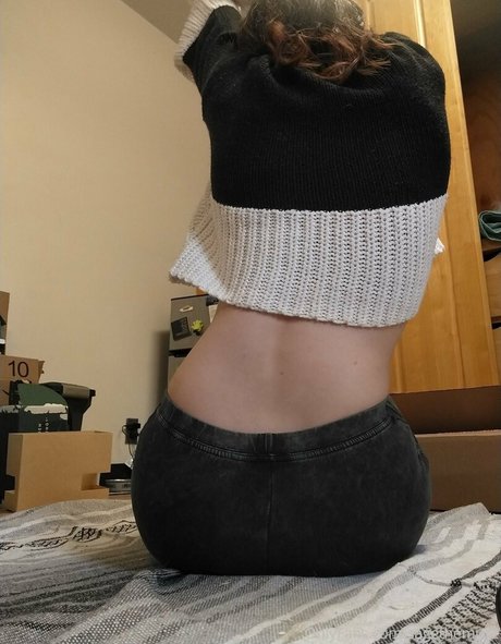 sagethemuse model pretty image