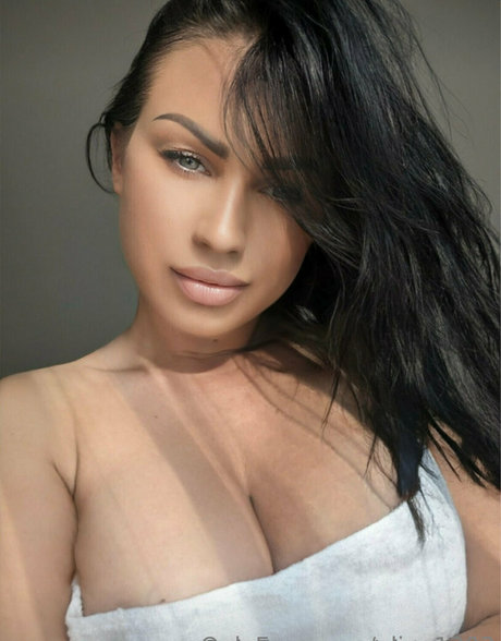 elina1303 pornstar pics