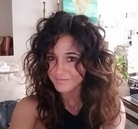 Emmanuelle Chriqui star beautiful img