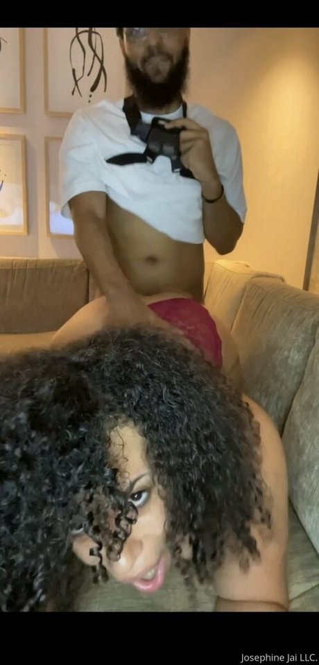 strokeitforher art pornstar img