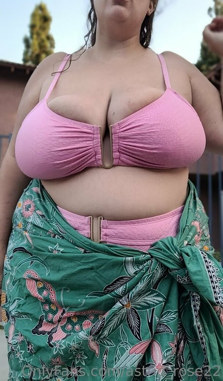 astrid rose22 beautiful actress image