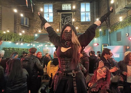 Kiwo adult model pics