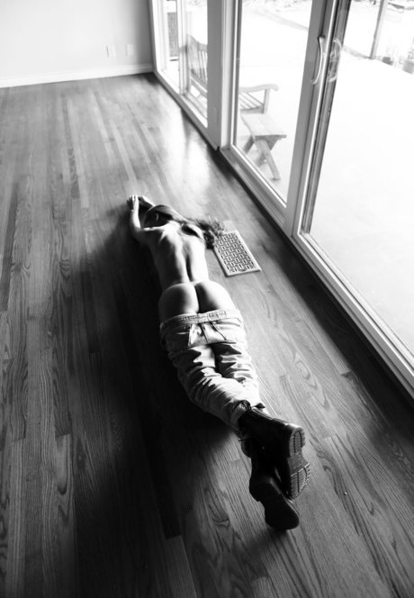 alexisbumgarner model erotic picture