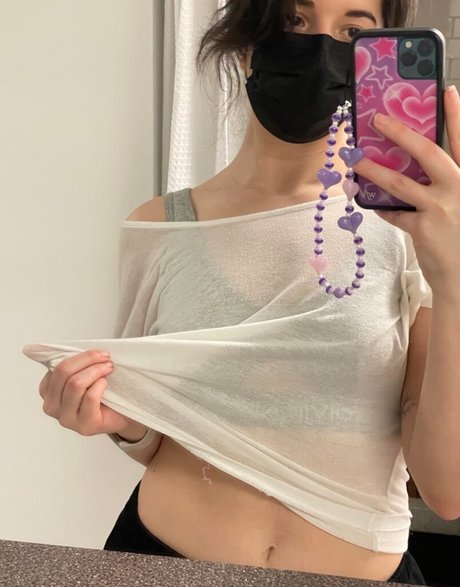 Slight Sounds ASMR model art pic