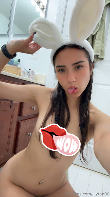 Lilytan00 pornstar free galleries