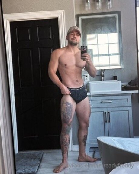 Imreadyfreddy nudes pornstar pic