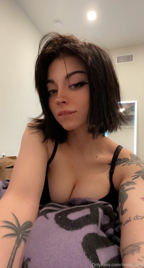 noemiexlili pornstar xxx pic