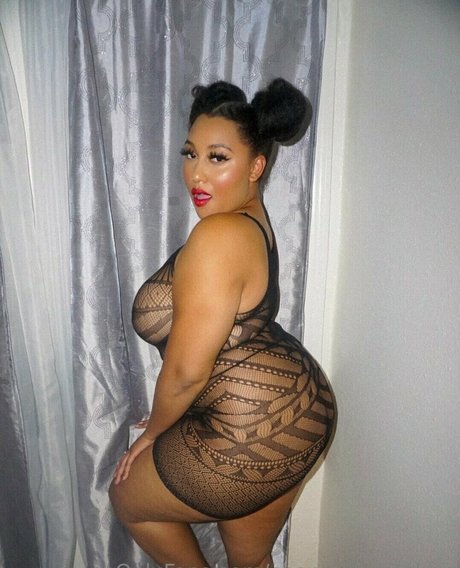 Chantelles Kitchen free actress galleries