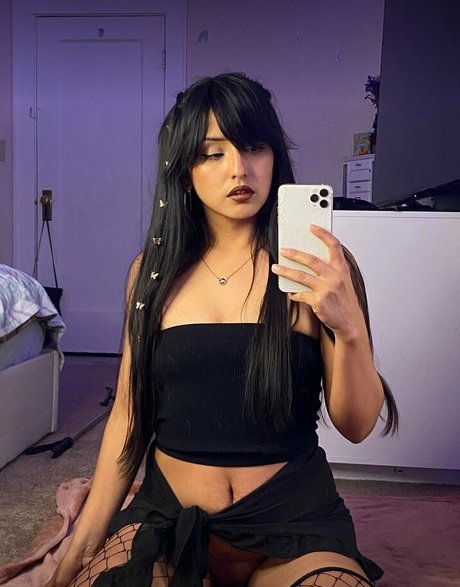 Carababexx model perfect images