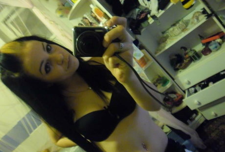 pekarvivi pornstar erotic pictures